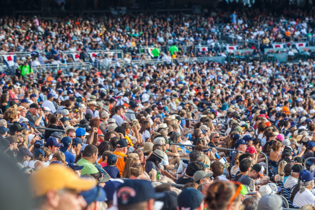 A crowd representing dealership website traffic.